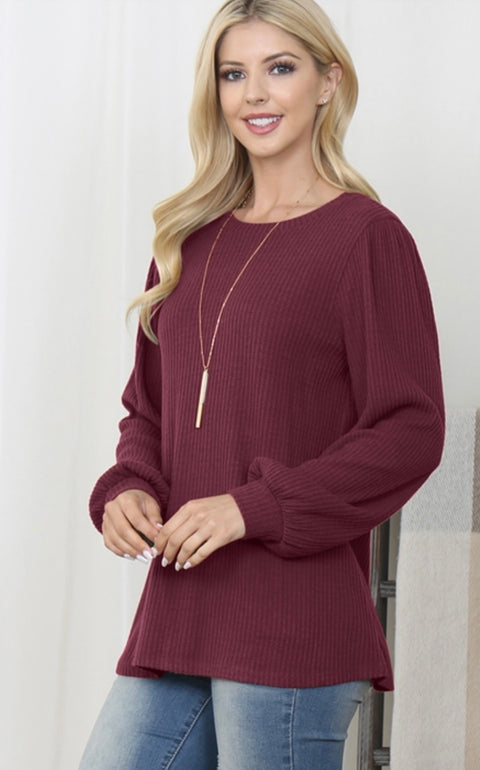 Waffle Top With Puff Sleeve In Burgundy
